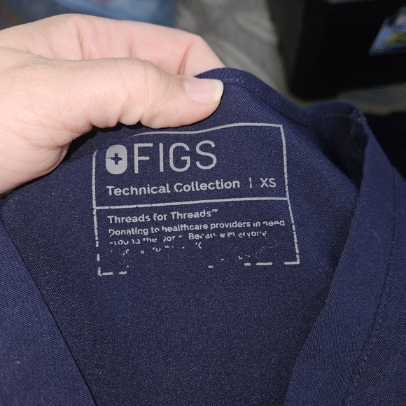 Figs Scrub Set - Picture 2 of 3